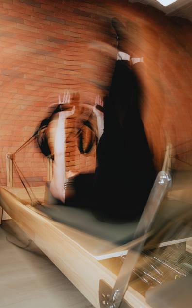 Studio District - Pilates Reformer